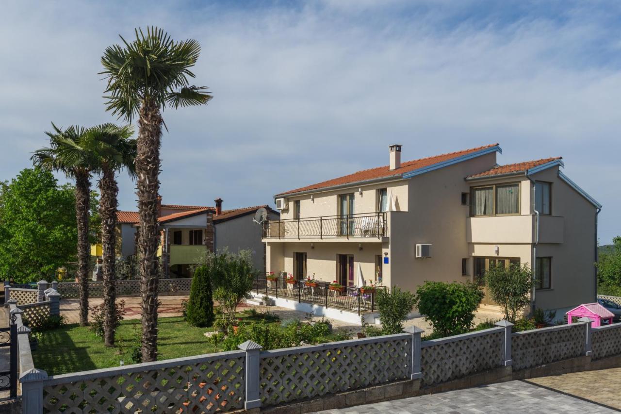 Radmani Apartment Belma Porec מראה חיצוני תמונה